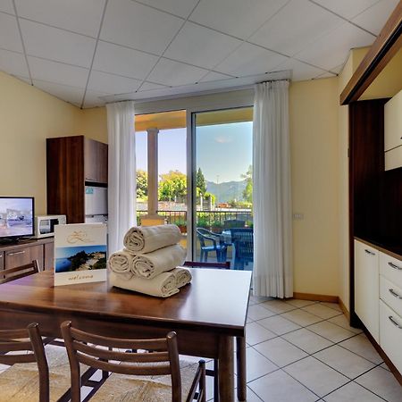 Hotel Residence Zust Verbania Ngoại thất bức ảnh