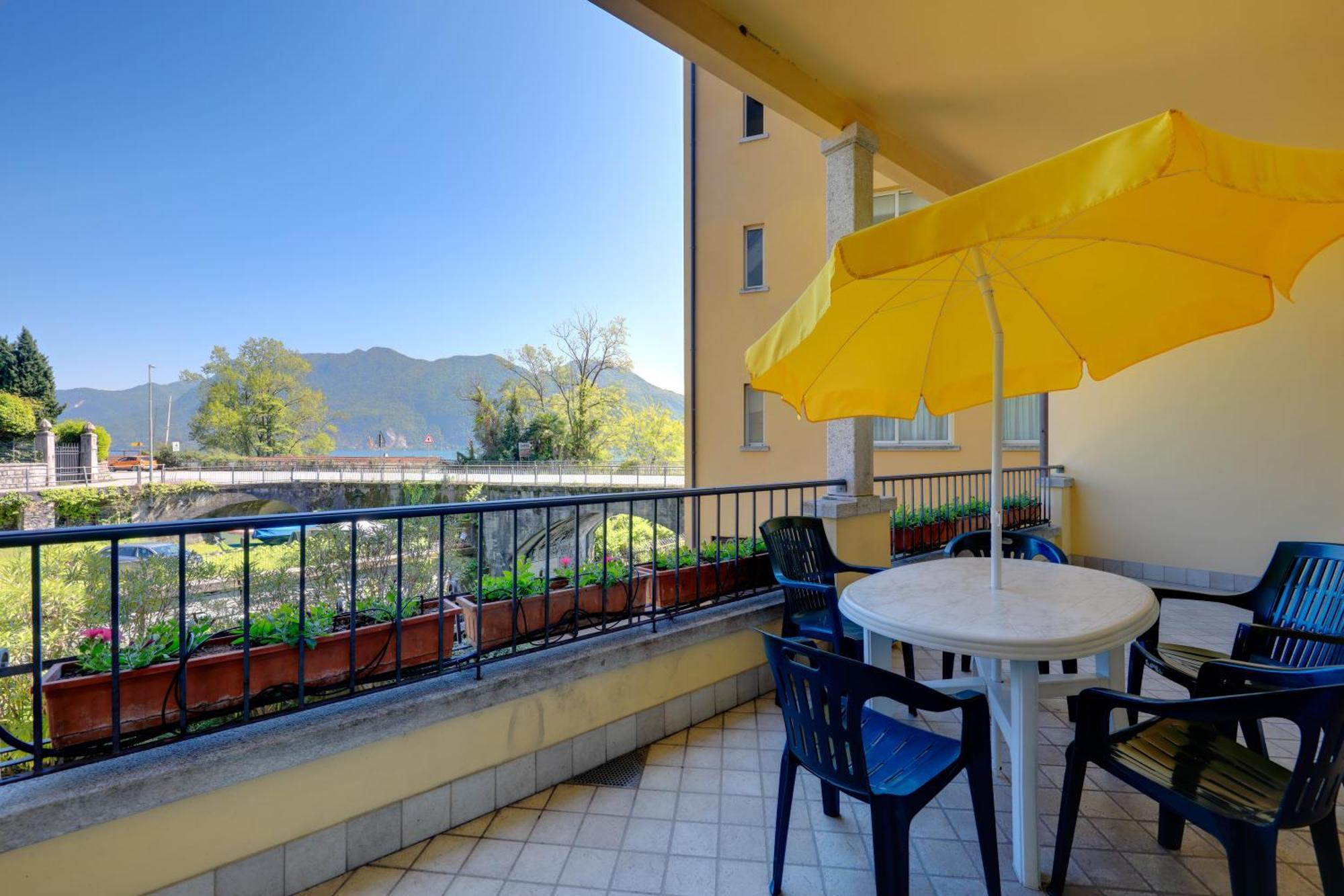 Hotel Residence Zust Verbania Ngoại thất bức ảnh