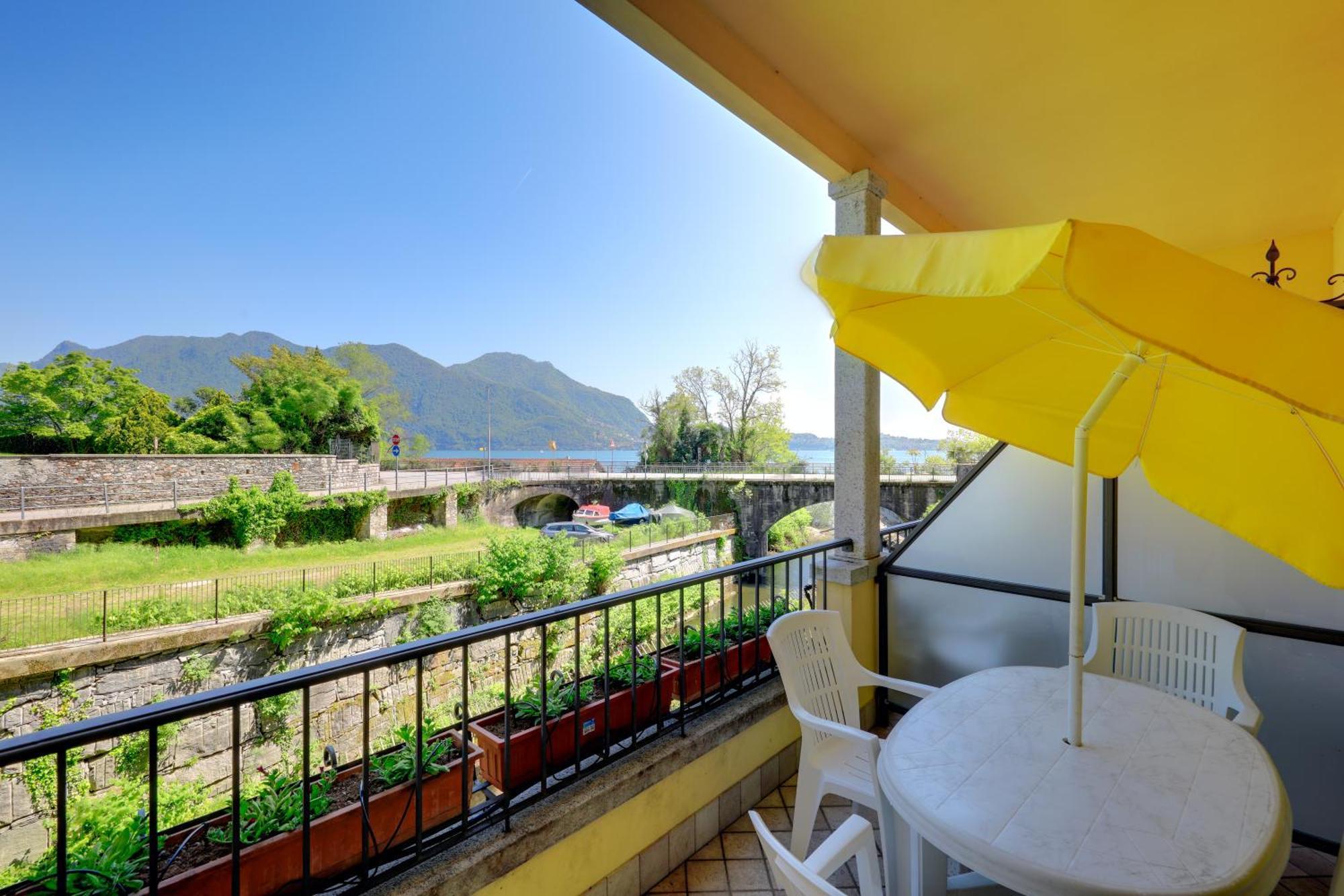Hotel Residence Zust Verbania Ngoại thất bức ảnh